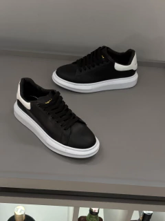 Alexander McQueen - preto - comprar online