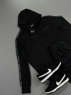 CONJUNTO EA7 - LINHA A+ REF MOLETOM 001 na internet