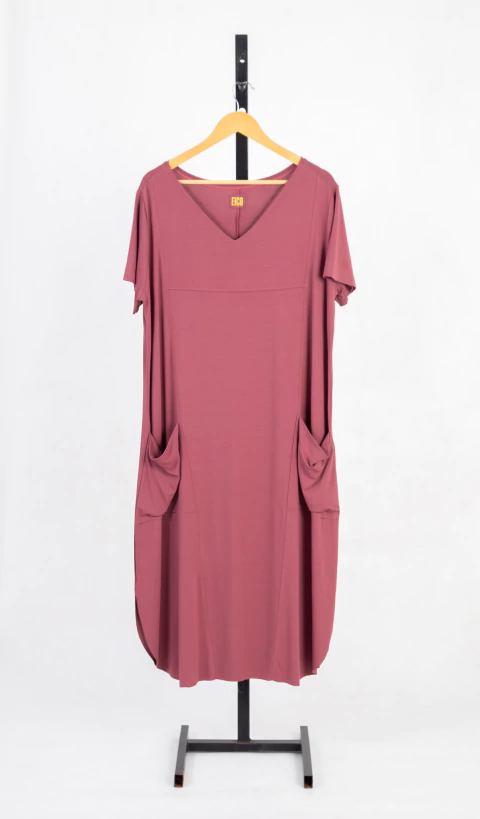 VESTIDO AMPLO DECOTE V