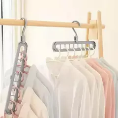 Imagen de 9 EN 1 - EASYHANG – LA PERCHA PERFECTA