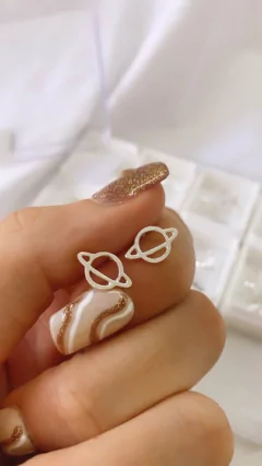 Abridores Saturno en internet