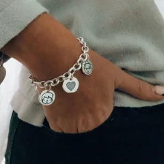Dije hijito carita mediana gruesa - Bloom Joyas de Plata