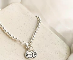 Dije SOLO de hijitos carita chica (Leer descripcion) en internet