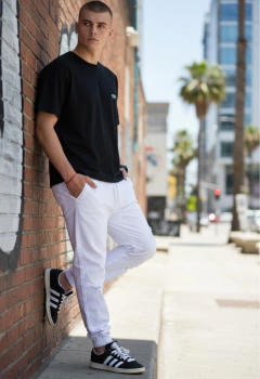 ART-2838 JOGGER CON ROTURA - tienda online