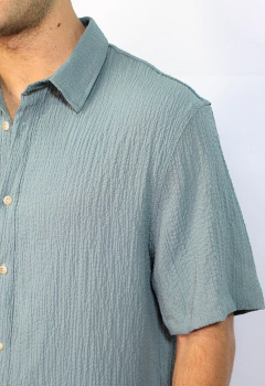 ART- 7826 CAMISA HAWAI LISA CREP MANGAS CORTAS en internet