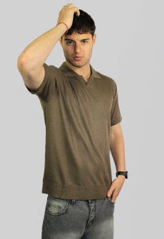 ART 5473 CHOMBA TEJIDA IMPORT. CUELLO V - comprar online