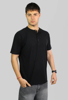 ART 5443 REMERA REGULAR DE WAFLE CON BROCHES - tienda online