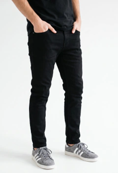 ART-3702 JEAN SEMI RECTO BLACK
