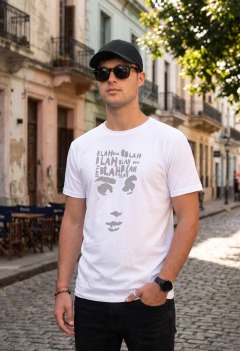 ART-8920 REMERA ESTAMPADA BLA BLA - tienda online