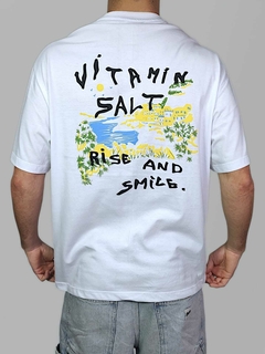 ART-8915 REMERA VITAMIN SALT en internet
