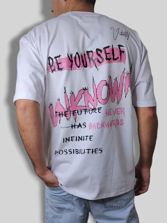 ART-8863 REMERA OVER UNKNOW - comprar online