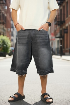 ART-2876/1 BERMUDA FLECO DE JEAN BAGGY NEGRA