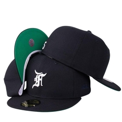 Fear Of God x New Era EDICION ESPECIAL - comprar online