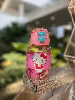 Termo botilito Lotso y hello Kitty