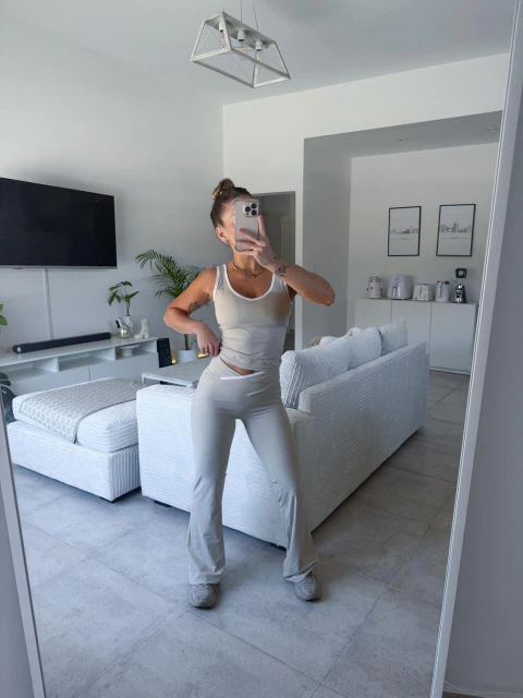 Conjunto deportivo anto importado - musculosa + calza - comprar online