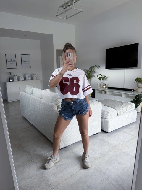 Remera Crop top king 66 - comprar online