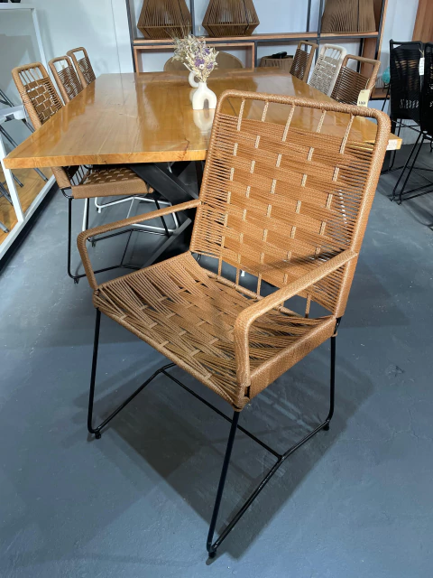 Silla Tulum Max Entrelazada con Apoyabrazos - comprar online