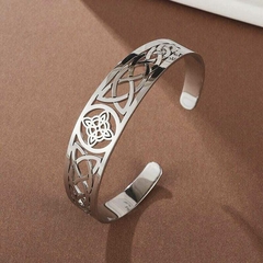 Bracelete Nó de Bruxa em aço inoxidável Hipoalergênico