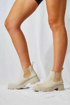 MIA - comprar online