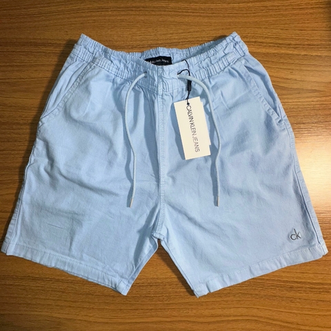 Short Sarja CK Azul Bebê C/ Elastano