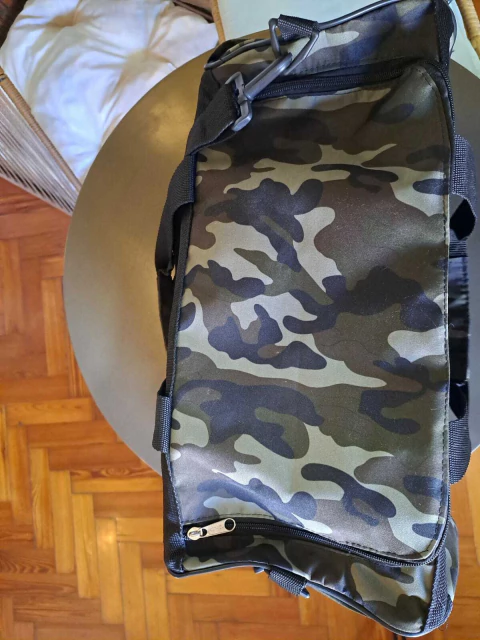 Transportadora "militar"