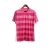 Camisa Flamengo Retrô Outubro Rosa 2022, masculina, em rosa com listras em dois tons e símbolo do Flamengo em branco.