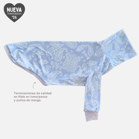 Polera - Pijama para Galgo manga larga con puño - Modelo Morley Celeste Paisley Boho - 2026