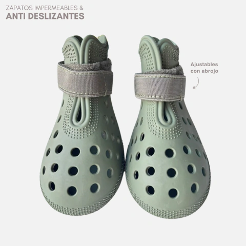x2 (Par) Zapatos tipo CROC de goma con abrojo - Impermeables - Color: Verde Militar