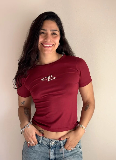 REMERA MODAL UNIVERSO BASICA