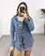 MAX JAQUETA JEANS LAVAGEM CLARA FECHAMENTO COM BOTÕES