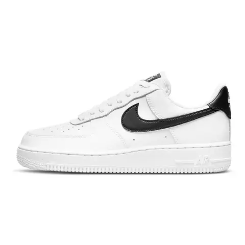 Tênis Nike Air Force 1’07