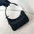 Prada Hobo RE Edition 2000 Preta 22x17x6CM - comprar online