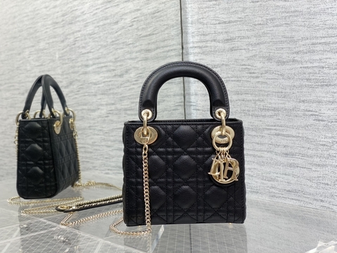Bolsa Dior Lady Mini Preta com Logo Dourada 17x7x14cm