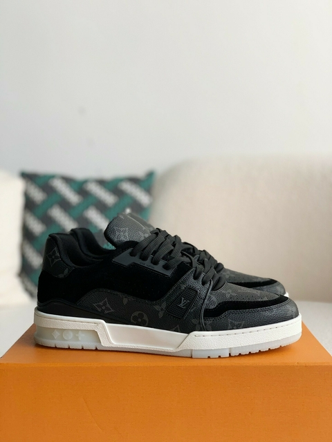 LOUIS VUITTON TRAINER SNEAKERS