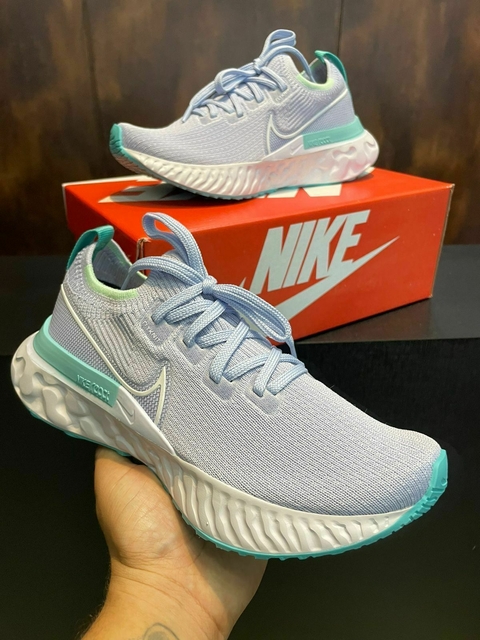Nike React infinity - Azul bebê - comprar online