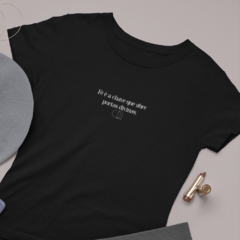 Camiseta Feminina A Fé é a chave que abre portas divinas - Ressus