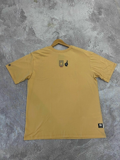 CAMISETA BUH OVER BEGE