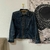 jaqueta jeans básica (brechó) - Noventa Brechó - atual e vintage