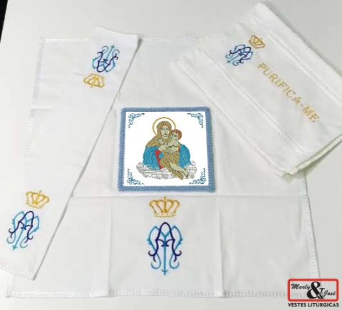 Conjunto De Alfaias Para Altar Bordado Mãe Rainha