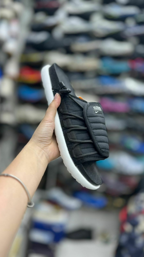 Chinelo assuna