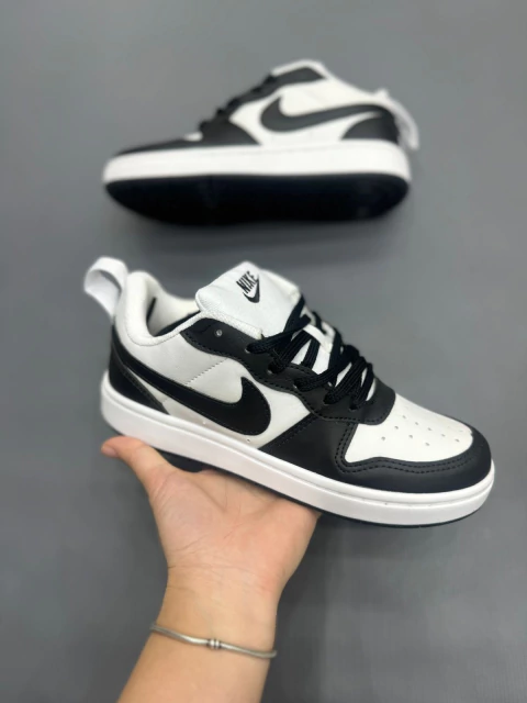 Nike court borough preto com branco