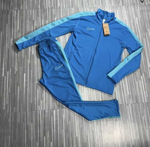 Conjunto academy 2023 azul - comprar online