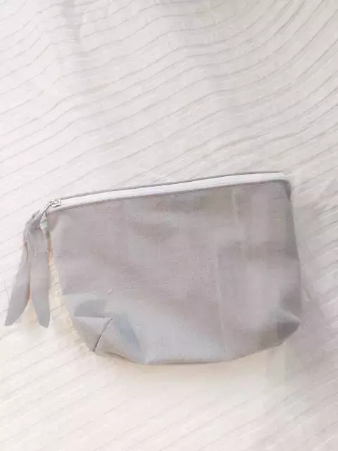 Necessaire gris oscuro