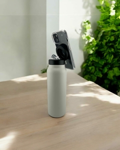 Botella térmica de acero inoxidable con soporte magnético / magsafe en internet