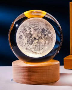 Imagen de ESFERA MÁGICA DE CRISTAL 3D / LUZ LED TENUE / CON ESTUCHE DE REGALO