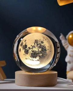 ESFERA MÁGICA DE CRISTAL 3D / LUZ LED TENUE / CON ESTUCHE DE REGALO - Martshoparg