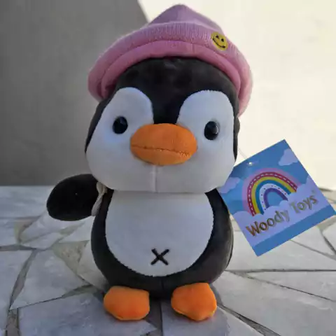 Peluche Pinguino Gorro y Mochila 22cm - comprar online