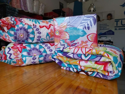 Combo Cover + sabana en 2 plazas y media + 2 Almohadones