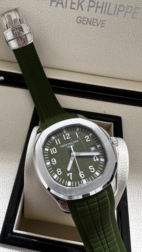 PATEK P. AQUANAUT PREMIUM ATM. VERDE FUNDO VERDE 41MM