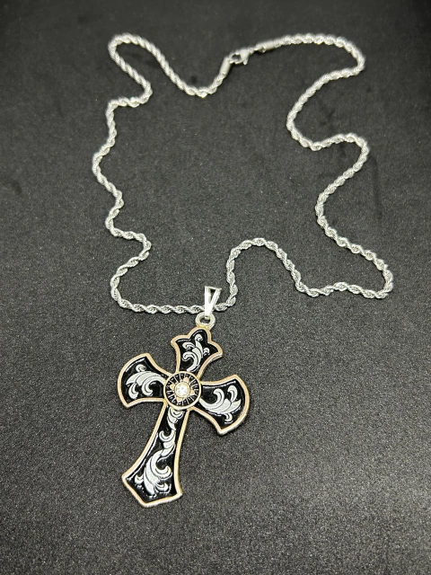 Corrente Bretes Crucifixo Preto/Bronze B023